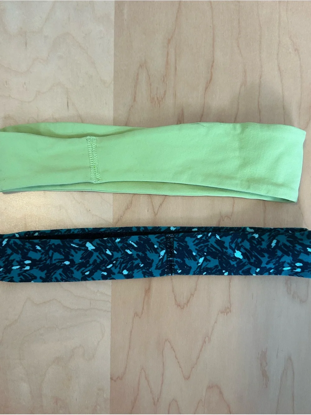 Lululemon Headbands, Scrunchies and claw clips Set in Lime and Teal